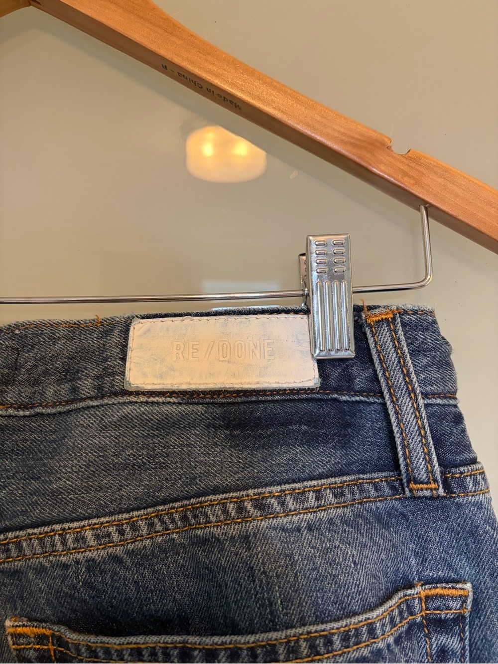 Re/Done Low Rise Loose Bootcut Jeans in Ranchito - Picture 6 of 8